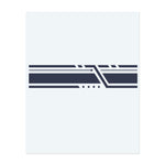 Un design de bracelet élégant et minimaliste avec des lignes épurées et nettes et des motifs géométriques. Ce tatouage symbolise la précision, la simplicité et la modernité, offrant une esthétique frappante mais subtile.