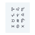 Eine Tattoo-Sammlung mit allen 12 Sternzeichen: Widder, Stier, Zwillinge, Krebs, Löwe, Jungfrau, Waage, Skorpion, Schütze, Steinbock, Wassermann und Fische.