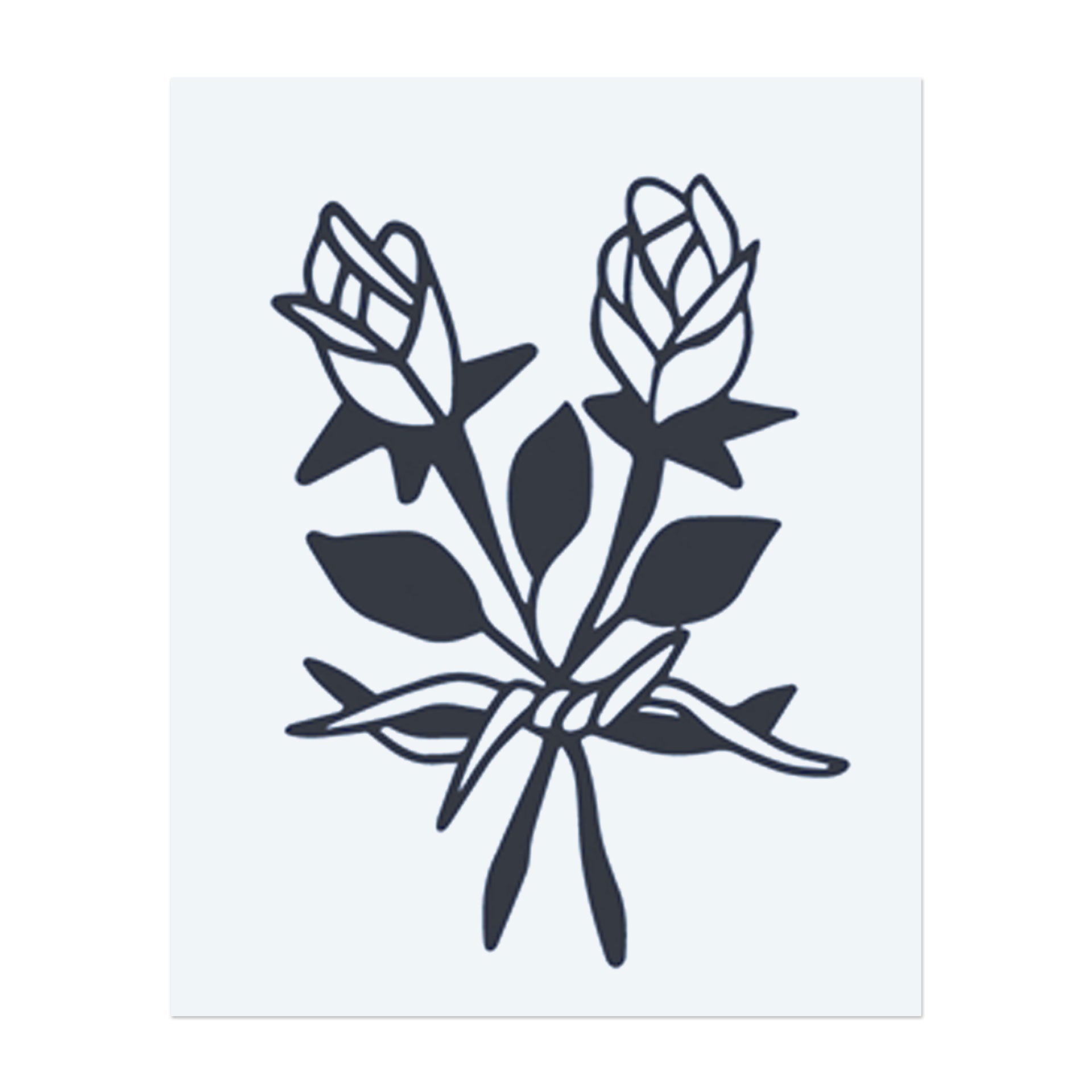 Zwei ineinander gewundene Rosen, die mit einem Band zusammengebunden sind, symbolisieren Liebe, Einheit und Verbindung. Dieses elegante Tattoo repräsentiert das Band zwischen zwei Herzen, die für immer miteinander verflochten sind.