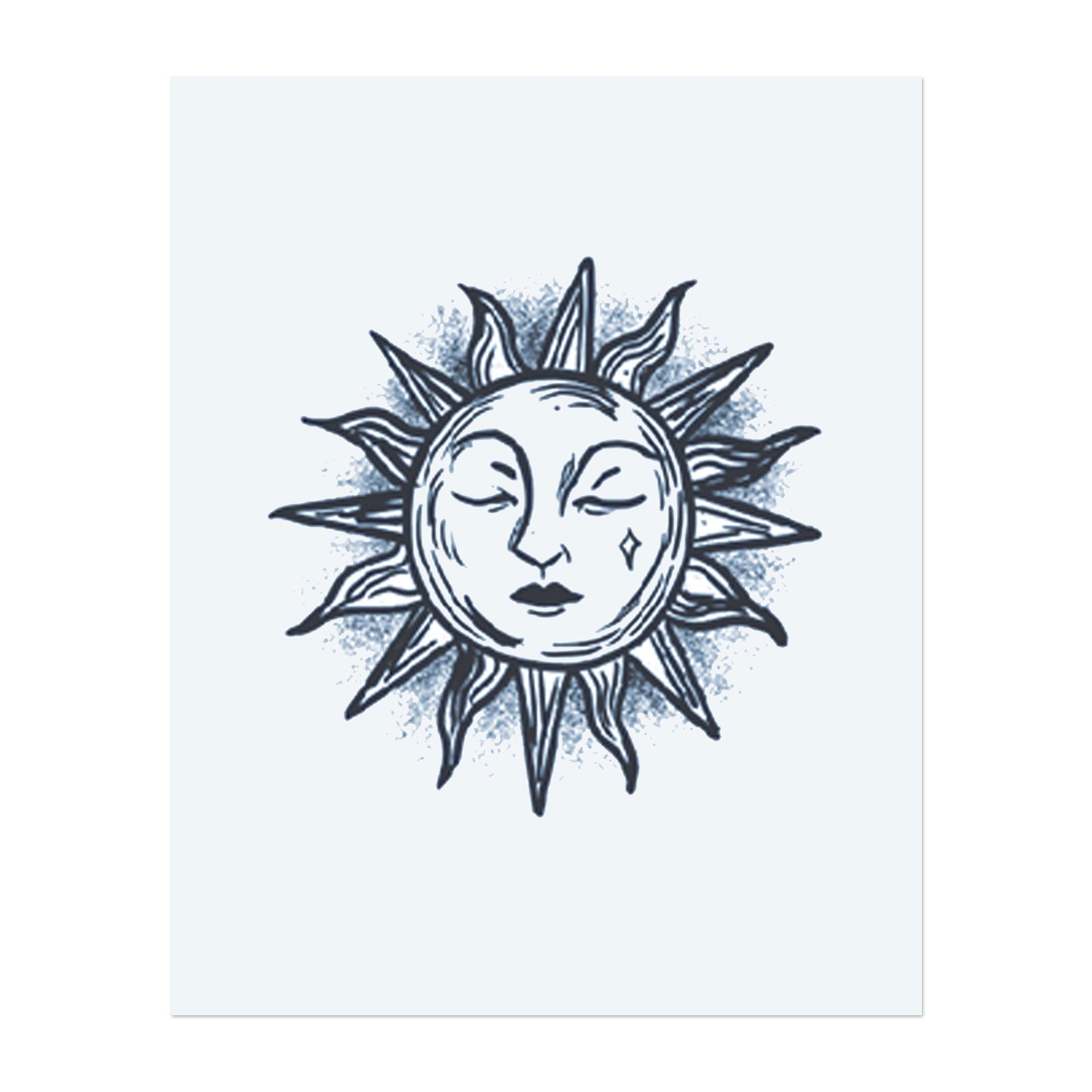 Ein minimalistisches Tattoo eines Halbmonds mit einem sanften Gesicht, das eine Träne weint. Sanfte Wolken wirbeln um ihn, was ein träumerisches, mystisches Gefühl hinzufügt. Das Design ruft Emotionen und Ruhe hervor, gezeichnet in zarten Linien mit einem Hauch von Magie.