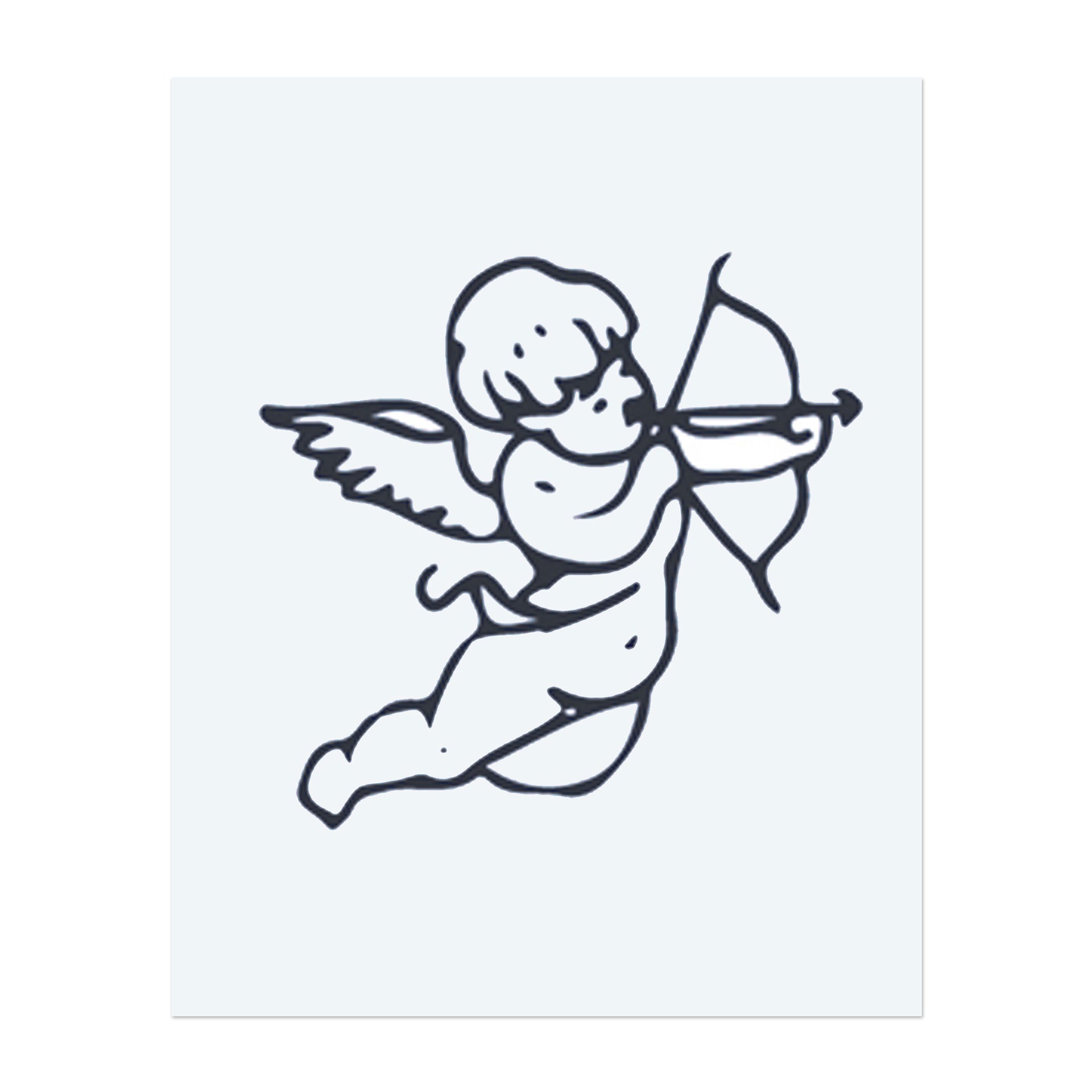 Ein verspielter Cherub, der einen Bogen und Pfeil zielt. Dieses Tattoo symbolisiert Liebe, Zuneigung und die Kraft der Verbindung, perfekt für diejenigen, die an die Magie der Liebe und des Schicksals glauben.