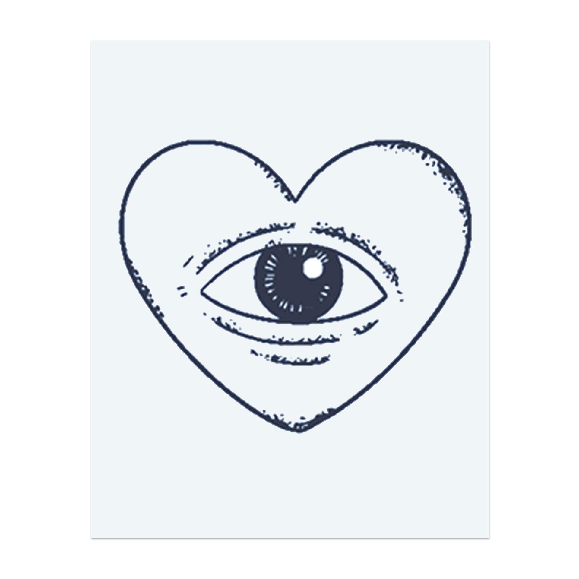 Ein Herz mit einem Auge in der Mitte. Es repräsentiert Liebe, Wahrnehmung oder ein wachendes Herz. Ein einzigartiges und symbolisches Design mit einer Mischung aus klassischen und surrealen Elementen.